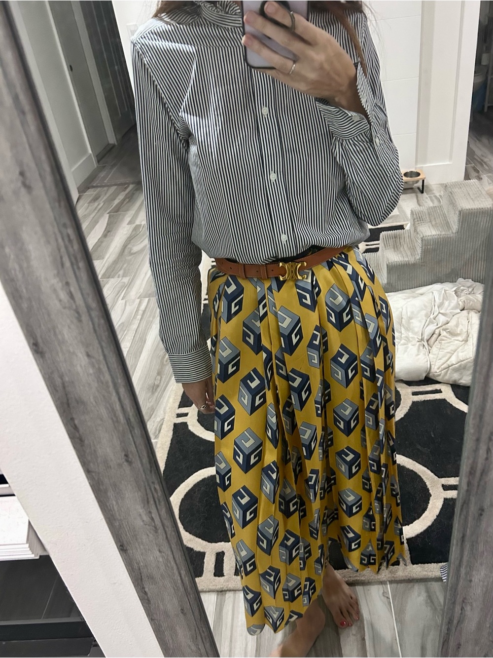 Gucci silk Pleated yellow cube Print Midi Skirt